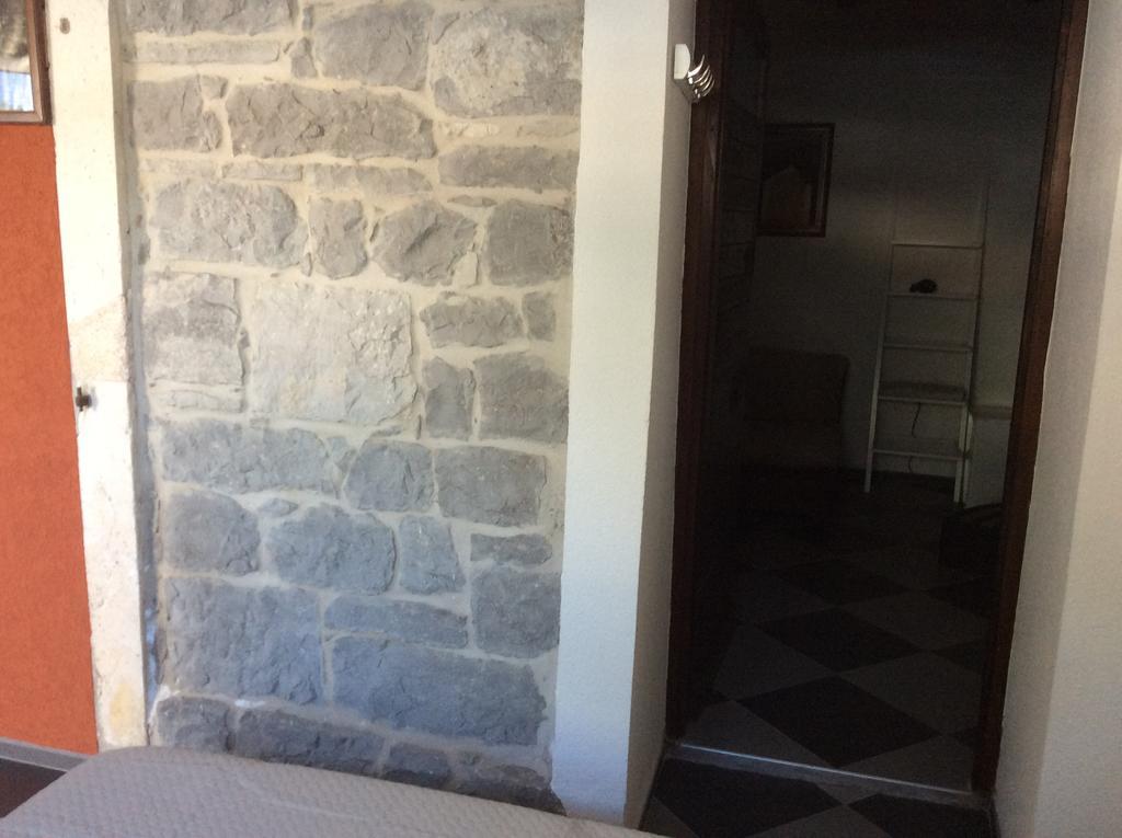 Apartments Qualitas Котор Екстер'єр фото