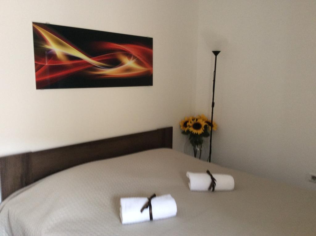 Apartments Qualitas Котор Екстер'єр фото