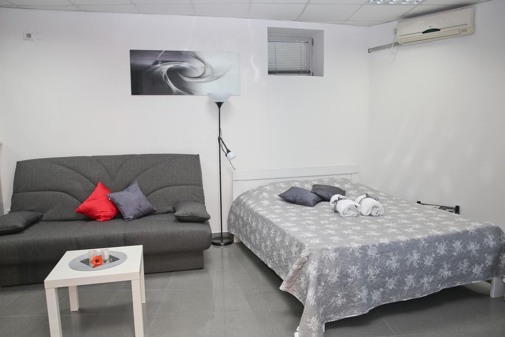 Apartments Qualitas Котор Екстер'єр фото