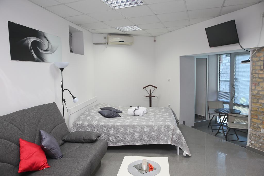 Apartments Qualitas Котор Екстер'єр фото