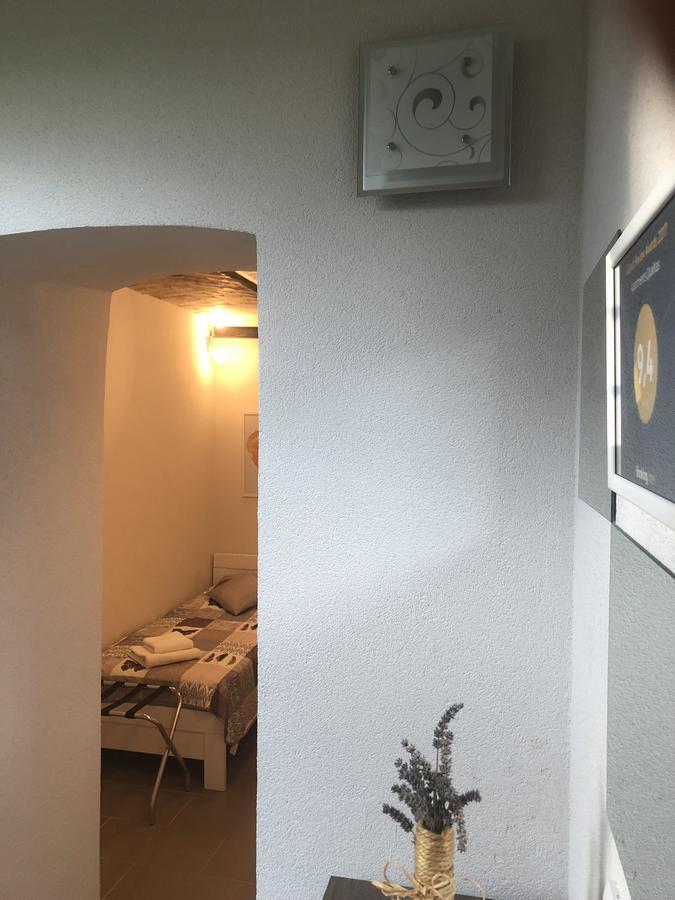 Apartments Qualitas Котор Екстер'єр фото